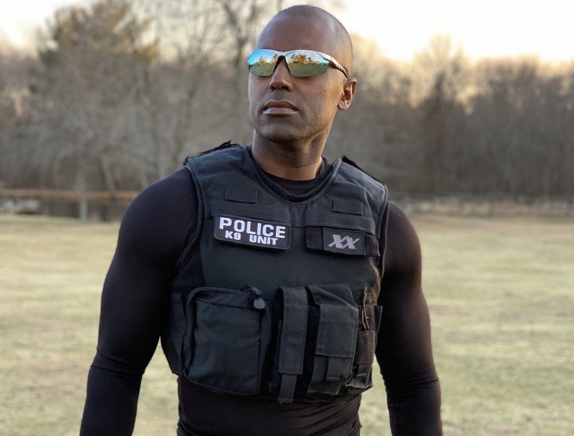 Police Officer Invents Anti-Bacterial Breathable Base Layer Shirt To Wear Beneath Body Armor With A "Cool" Hidden Feature