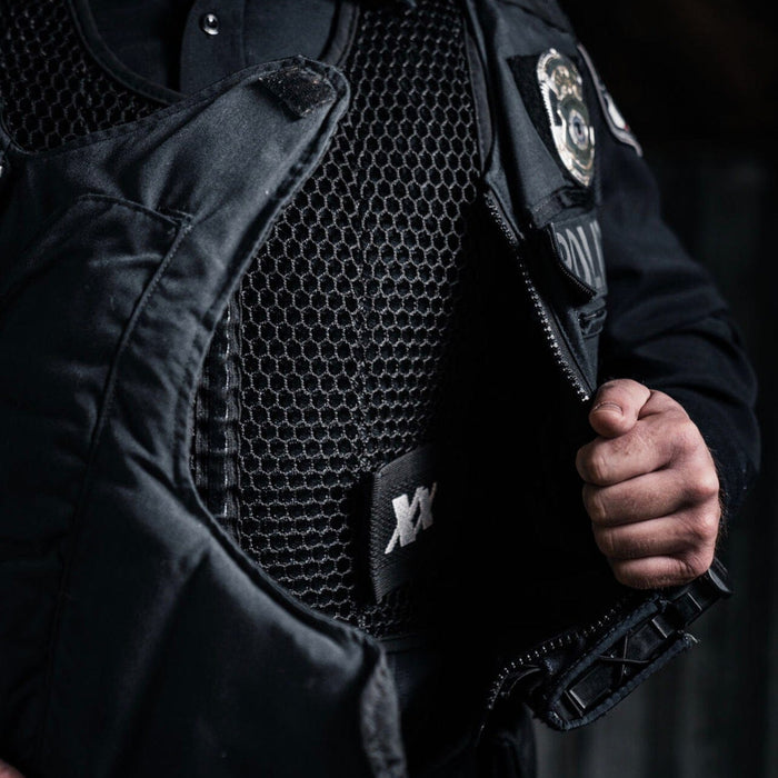 Police Officer Invents Ventilation and Cooling Vest That's Worn Under Your Body Armor To Help Keep You Less Sweaty, Cooler and Odor/Itch Free