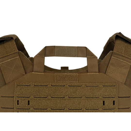 emergency drag handle on backside of plate carrier with velcro to keep discreetly tucked away  5